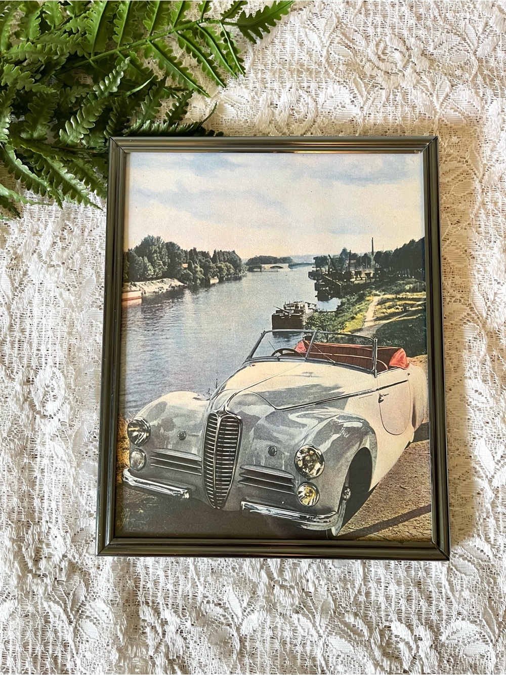 Silver Metal Framed Delahaye Decor 8x10